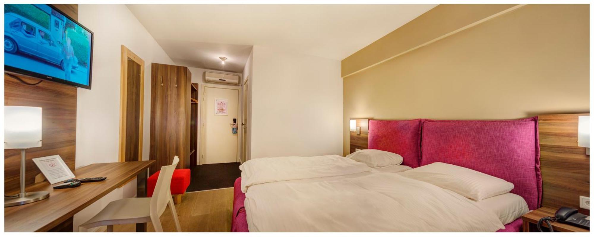 Single Room,1674703236:JPEG