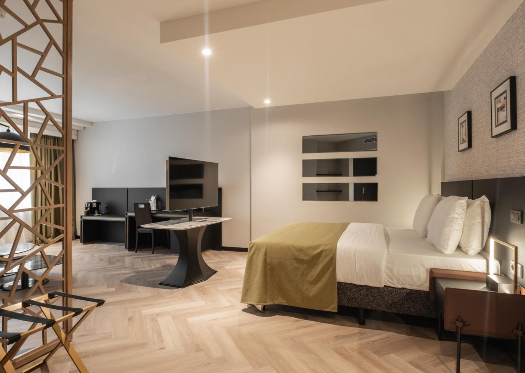 Junior Suite City View
